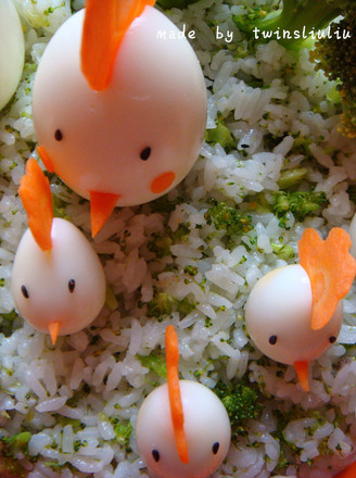 A Family of Cute Fried Rice Chicken
