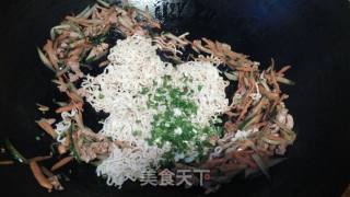 Meal for One Person ~ Fried Noodles. recipe