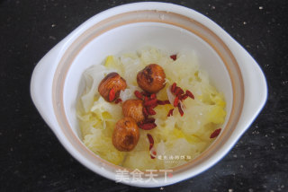 Glutinous Rice Ball Soup with White Fungus recipe