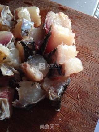 Cumin-flavored Hot and Sour Fish Cubes recipe