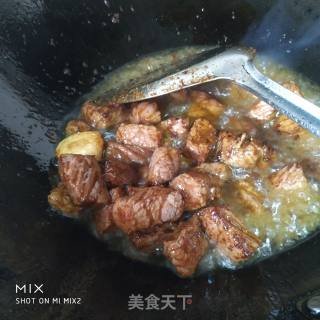 Beef Diced with Black Pepper and Pleurotus recipe