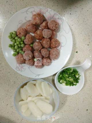 Meatballs, Cabbage Soup, Rice Cakes recipe