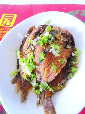 Steamed Salted Fish with Green Onion and Ginger recipe