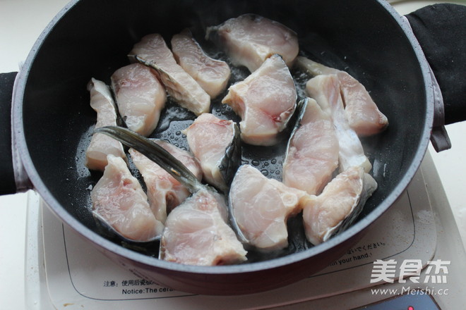 Chicken and Fish Hot Pot recipe