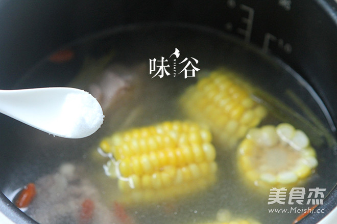 Corn Pork Bone Soup recipe
