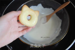 Hello Kitty Donuts recipe