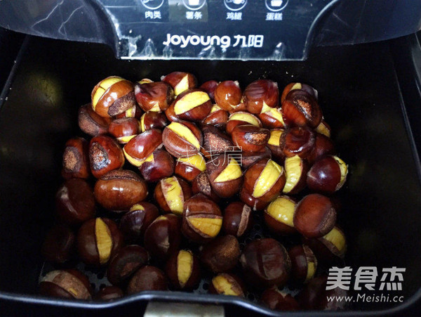 Roasted Chestnuts with The Most Beautiful Taste in Autumn recipe