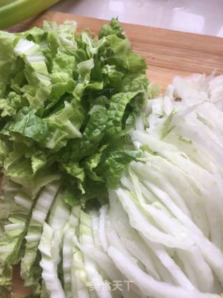 Cabbage Soup with Meatballs recipe