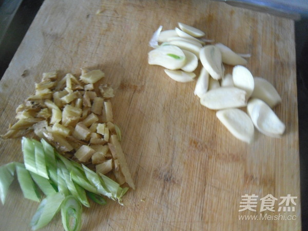 Braised Fish with Garlic recipe