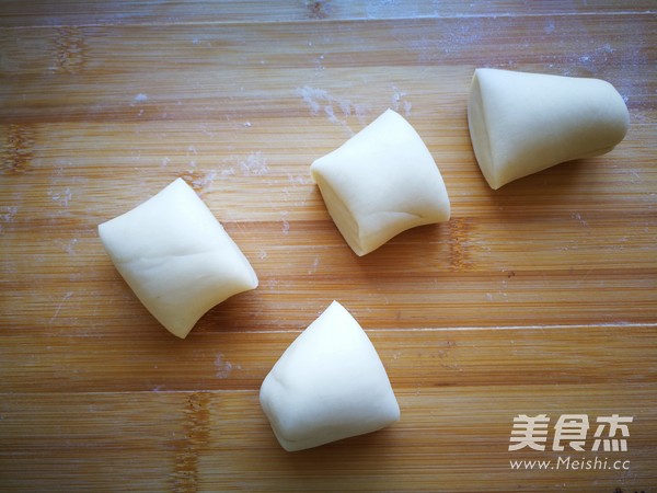 Taste The Fresh Spring Buds-hot Noodle Spring Rolls recipe