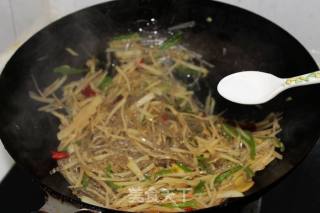 Stir-fried Vermicelli with Potato Shreds recipe