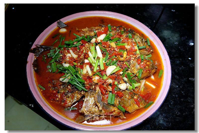 Spicy Wild Crucian Carp recipe