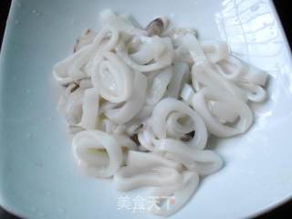 Steamed Golden Needle Squid Rings recipe