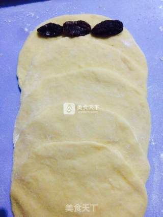 Squeeze Rose Nut Bread recipe