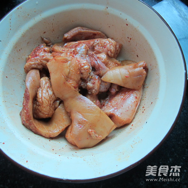 Smoked Curry Pork Cheek Meat recipe