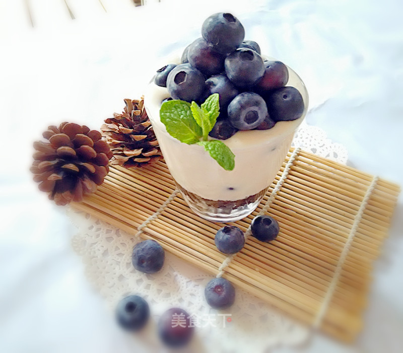 Yogurt Blueberry Cup recipe