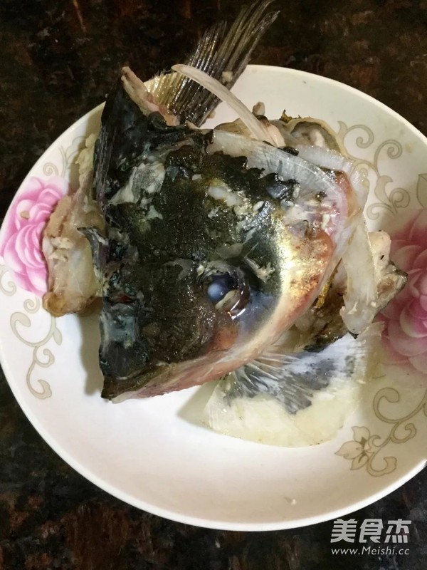 Carrot Fish Head Soup recipe