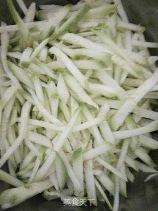 Stir-fried Zucchini with Laba Garlic recipe