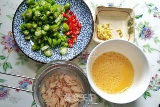 Scrambled Eggs with Hang Pepper and Shrimp Skin recipe