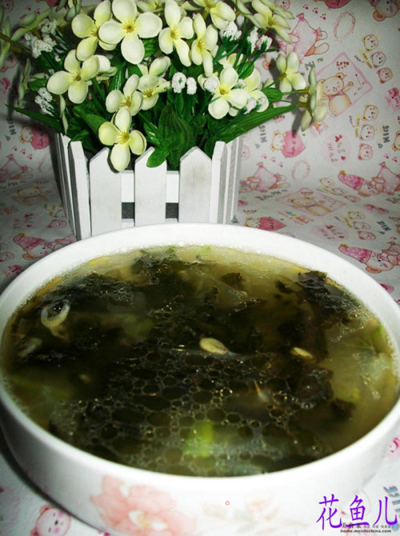Seaweed, Shrimp Skin and Winter Melon Soup recipe