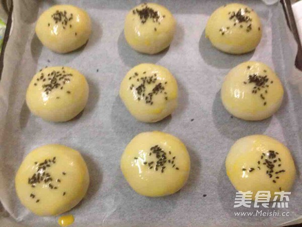 Fresh Meat Moon Cakes recipe