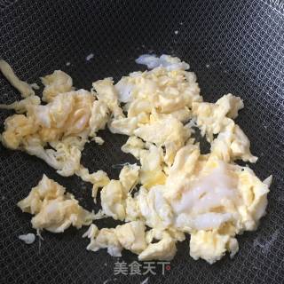 Fried Goose Eggs with Leek Stem recipe