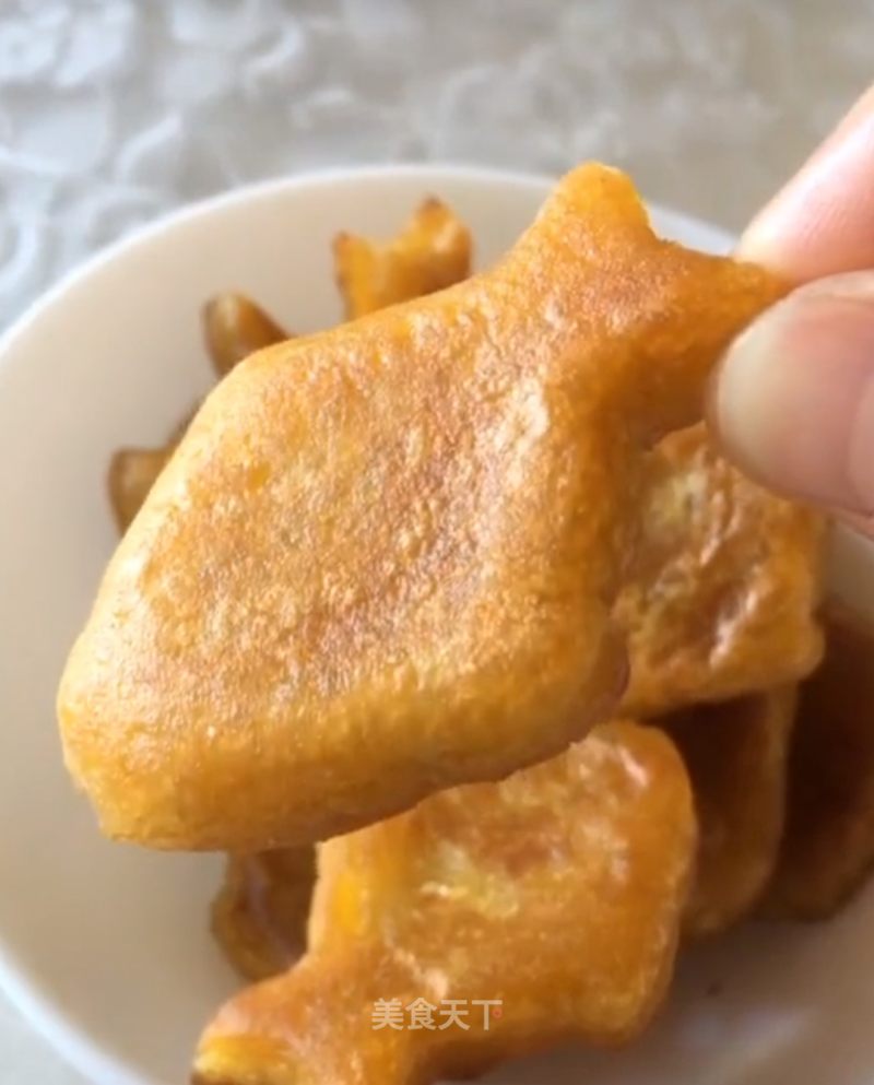 Xiaoyuer Sweet Potato Egg Yolk Cake recipe