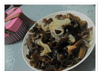 Jellyfish Mixed with Fungus recipe