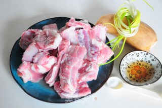 Pork Ribs and Lotus Root Soup recipe