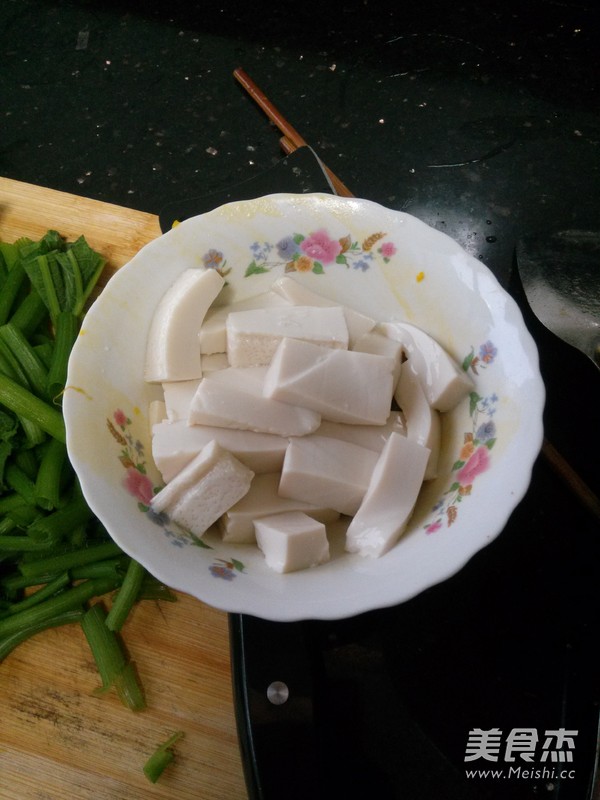 Tofu Pumpkin Leaves recipe
