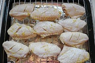 Biluo Grilled Wings recipe