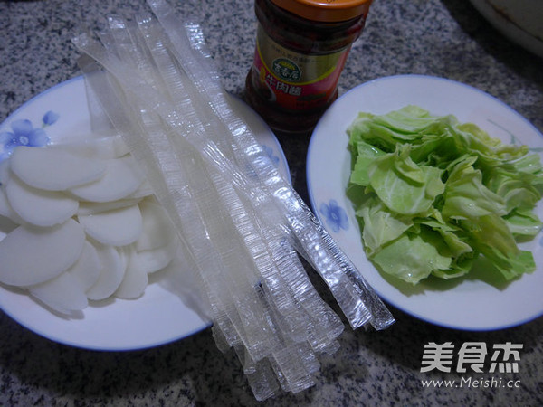 Rice Cake Soup with Beef Sauce and Cabbage Fenpi recipe