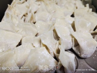 Small Wontons with Cabbage and Minced Meat recipe