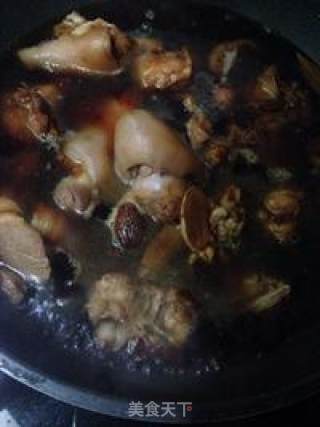 The Cold Current Hits and Stews A Pot of Warm Meat Dishes [braised Lamb in Brown Sauce] recipe