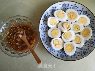 Eggs with Garlic recipe
