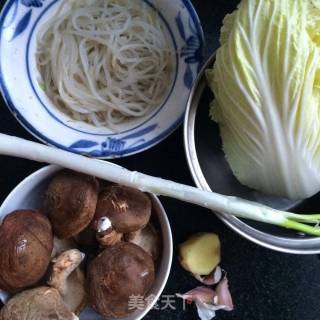 Stir-fried Vermicelli with Cabbage and Mushroom recipe