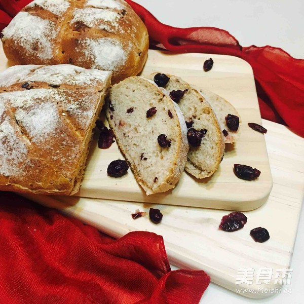 No-knead Whole Wheat Cranberry Soft European Bun recipe