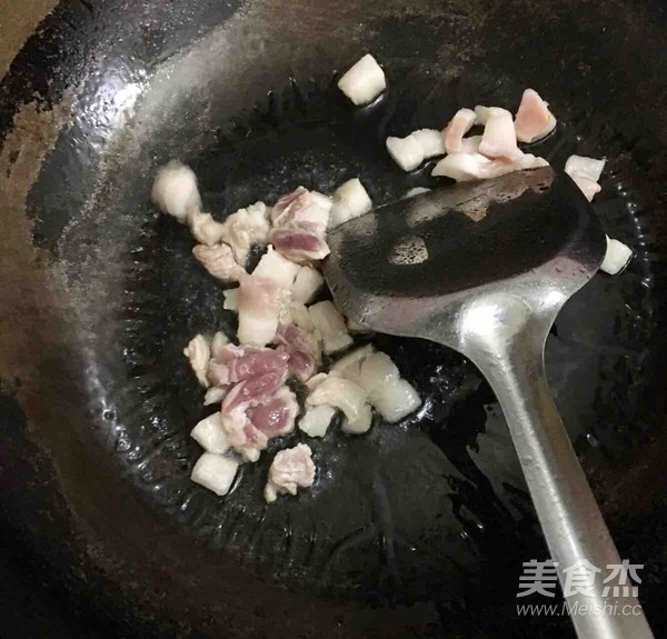 Appetizers (fried Pork with Dried Beans and Garlic Moss) recipe