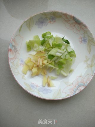 Stir-fried Rapeseed with Pleurotus Eryngii recipe
