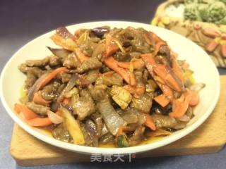 Stir-fried Beef with Carrots recipe