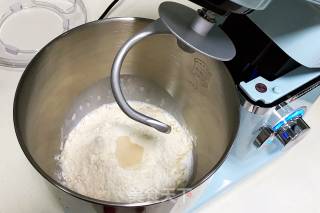 Two-color Coconut Milk Bread recipe