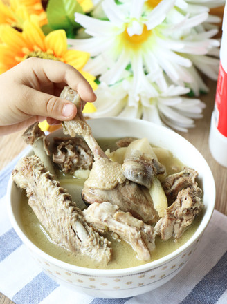 Sour Radish Lao Duck Soup