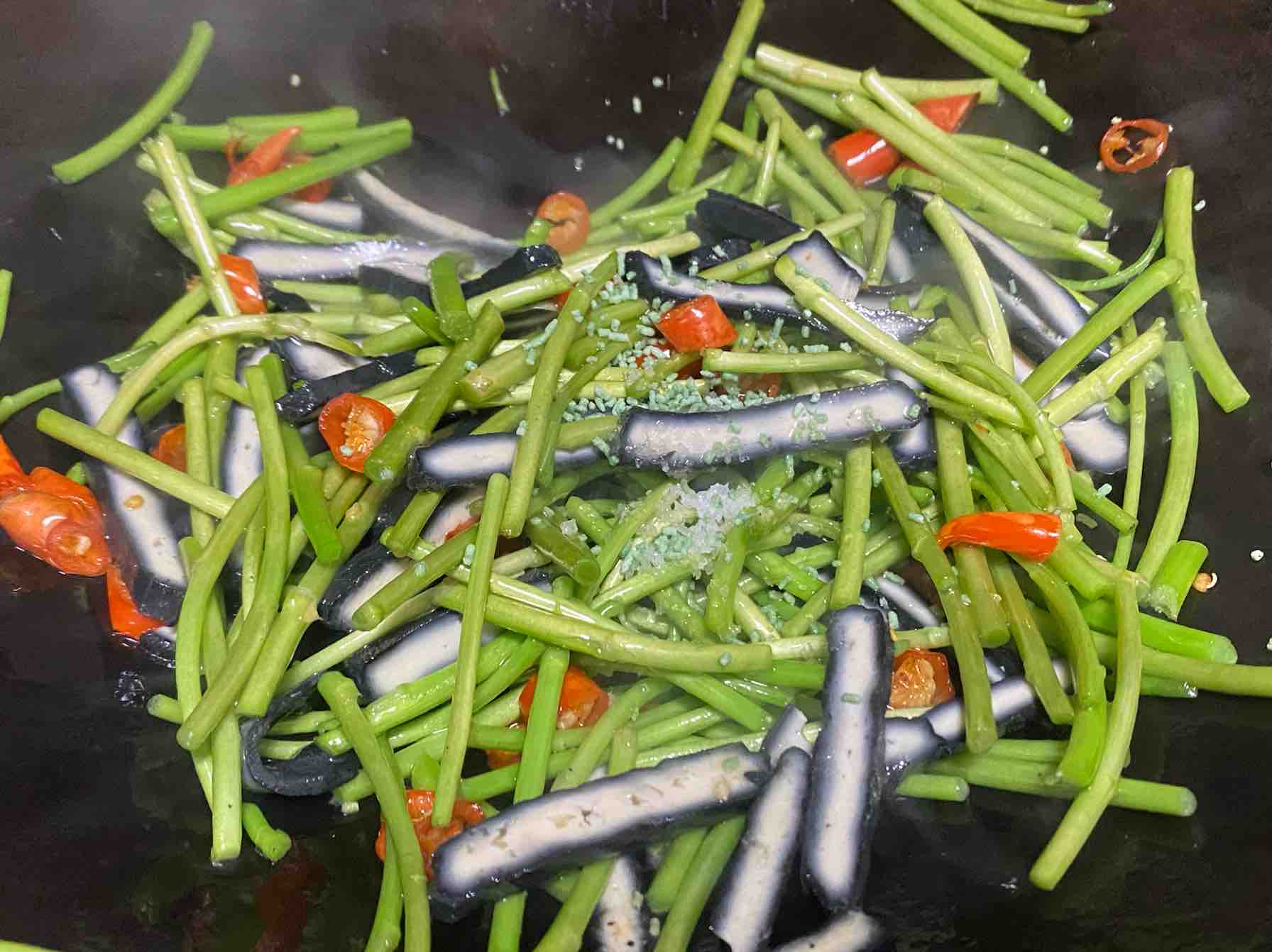 Stir-fried Wormwood recipe