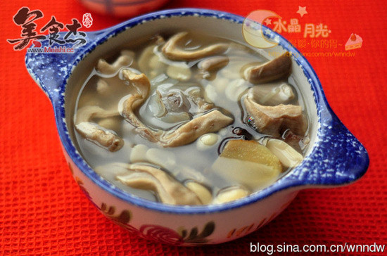 Peanut Big Bone Pepper Pork Belly Soup recipe