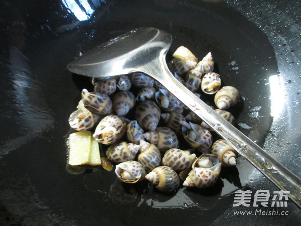 Shacha Sauce Snails recipe