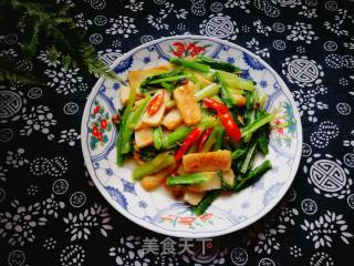 #团圆饭# Stir-fried Fish Tofu with Wheaten Vegetables recipe