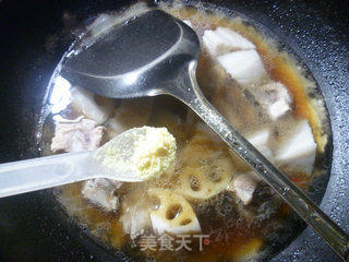 Pork Ribs Roasted Lotus Root recipe