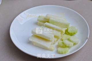 Steamed Radish with Scallops recipe