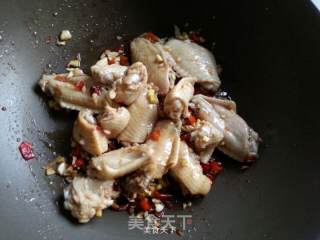 Steamed Chicken Wings with Chopped Pepper recipe