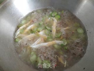 Youtiao Loofah Soup recipe